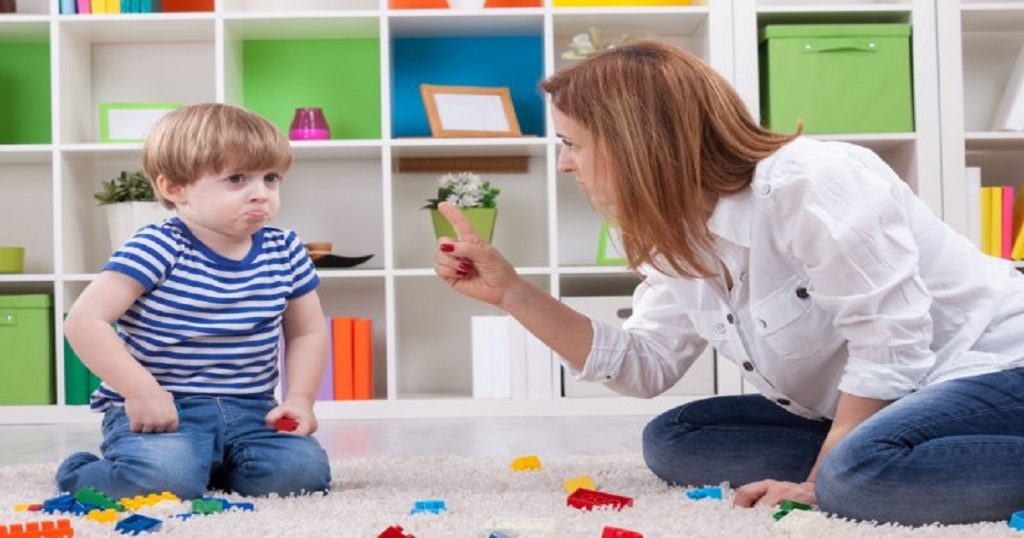 10 dicas para corrigir uma criança de forma construtiva.