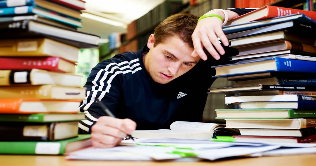 Estratégias para cumprir o horário estabelecido na hora de estudar SÓ ESCOLA